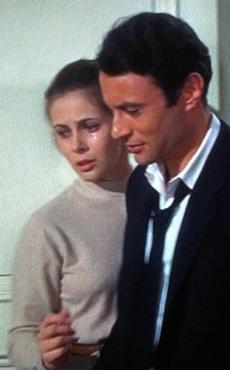 Francois_wounded_Hitchcock_Claude_Jade_Michel_Subor_Topaz