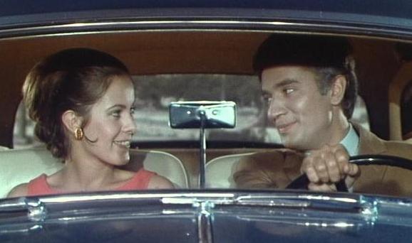 voiture_Rolls_Royce_1968_Claude_Jade_Paul_Barge_film_Sous_le_signe_de_Monte-Cristo