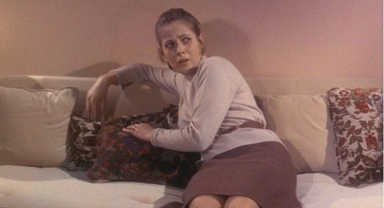 Sollte das Bett aus dem Roman der Rückbank einer Limousine ähneln? Hitchcock: 