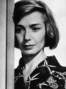 riva-emmanuelle-portrait